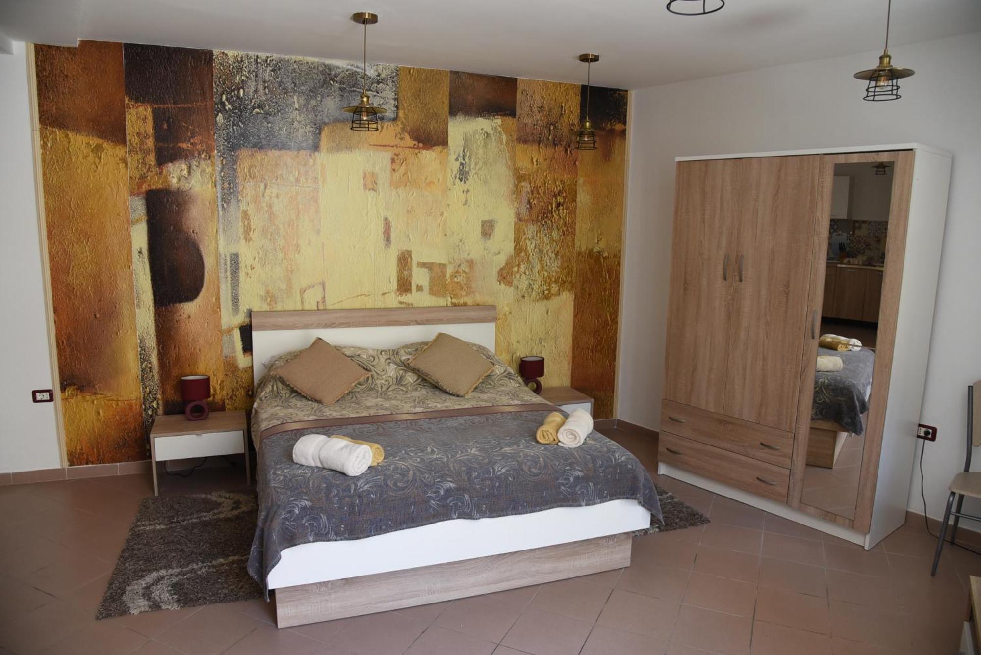 Central Apartments Circolo روفينج المظهر الخارجي الصورة