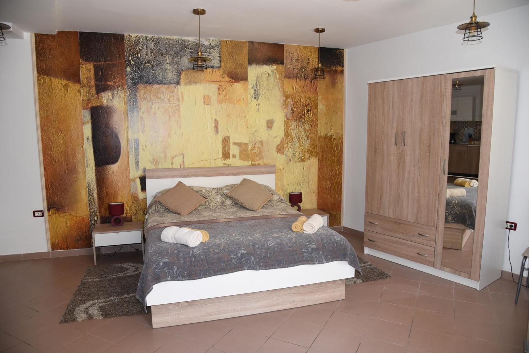 Central Apartments Circolo روفينج المظهر الخارجي الصورة