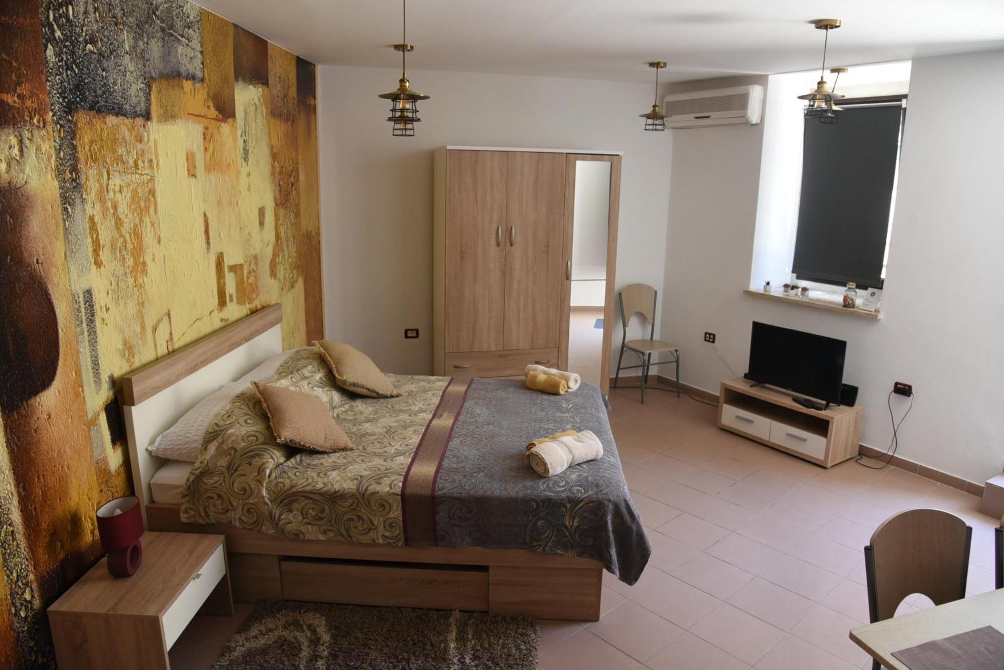 Central Apartments Circolo روفينج المظهر الخارجي الصورة